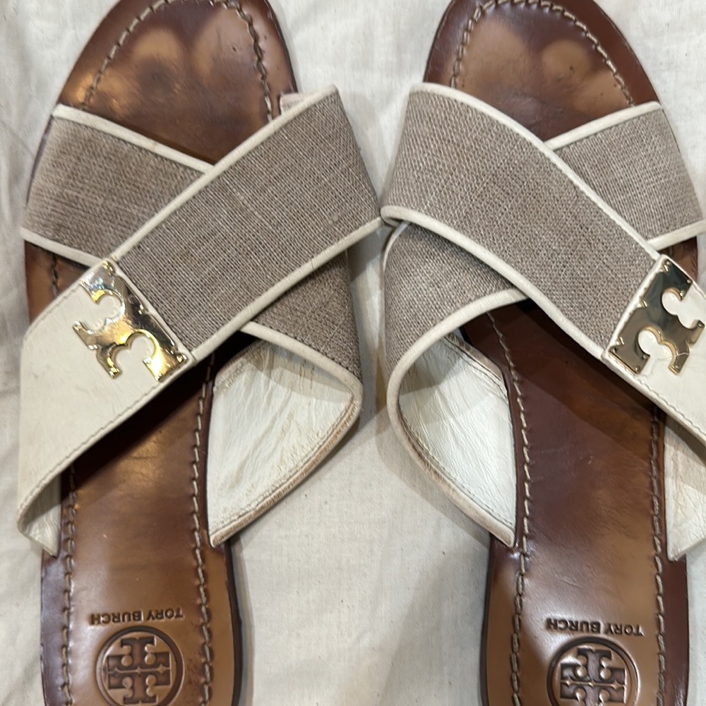 Tory Burch sandal, no bag only box